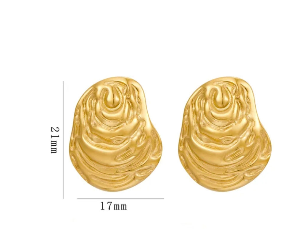 Aretes Luxury NAXE — Chapado en Oro 18K